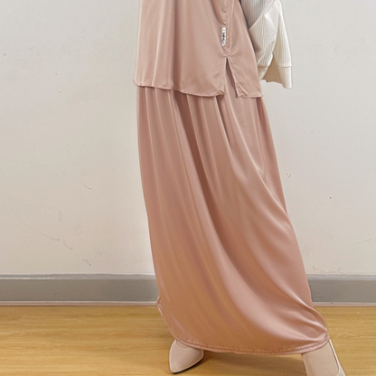 ROSEGOLD Loose-Fit Satin Silk Inner Skirts