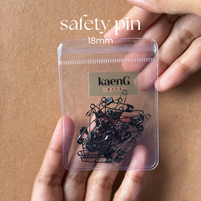 Simple 18mm Safety Pin (Travel-Friendly Ziplock Pack)